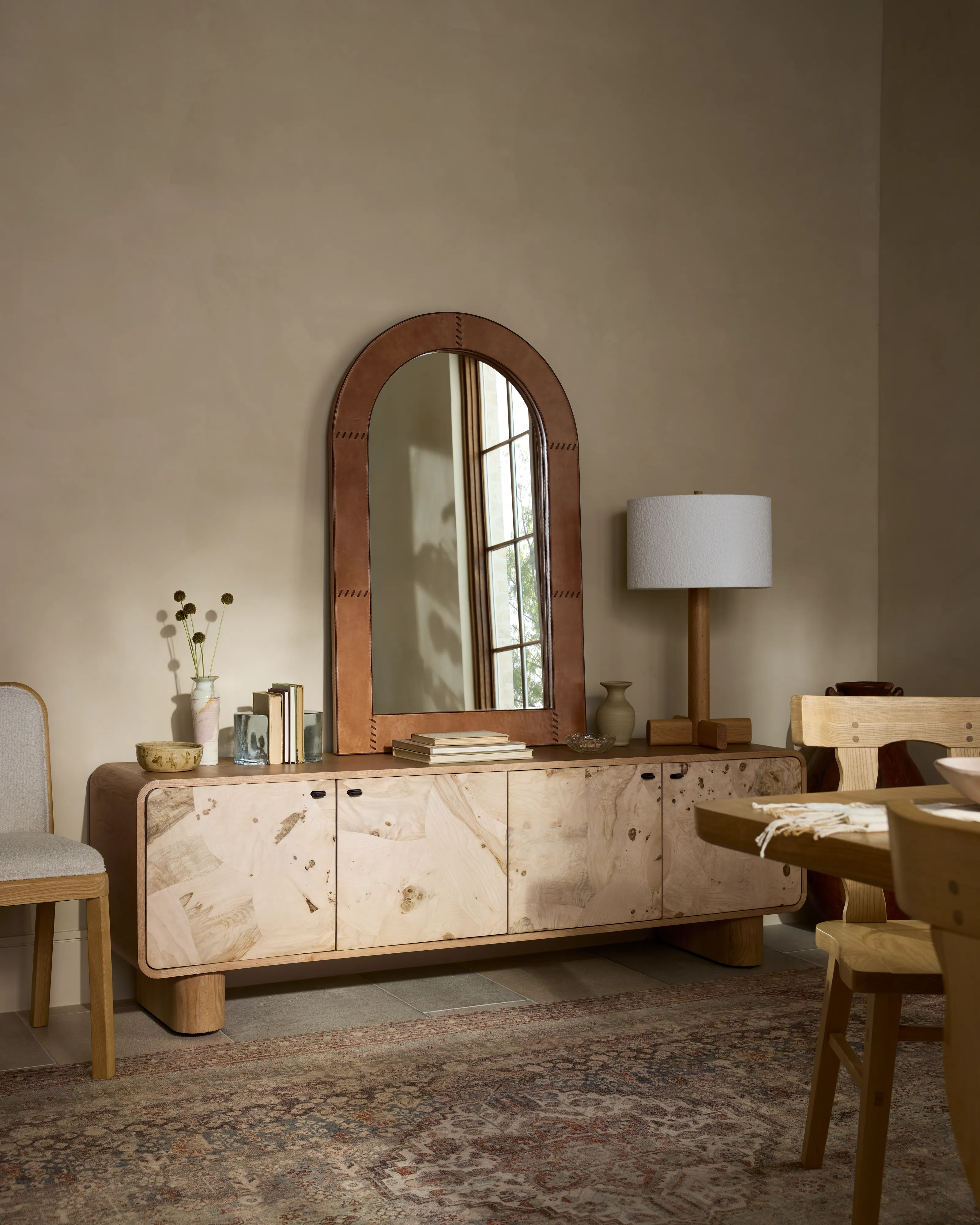 Osvaldo Media Console | Joon Loloi