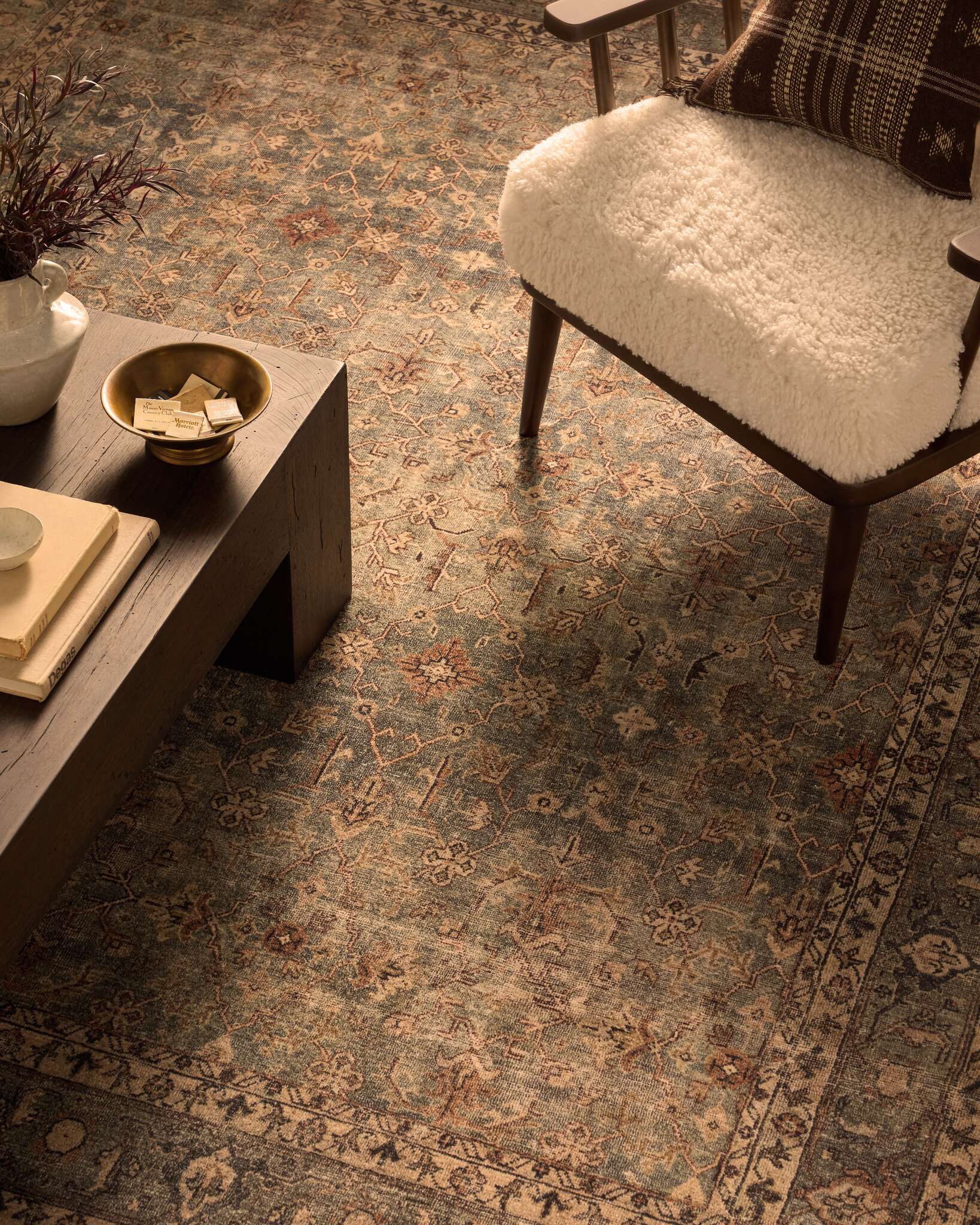 Warm_Light_Beryl_CloudPile_Pri