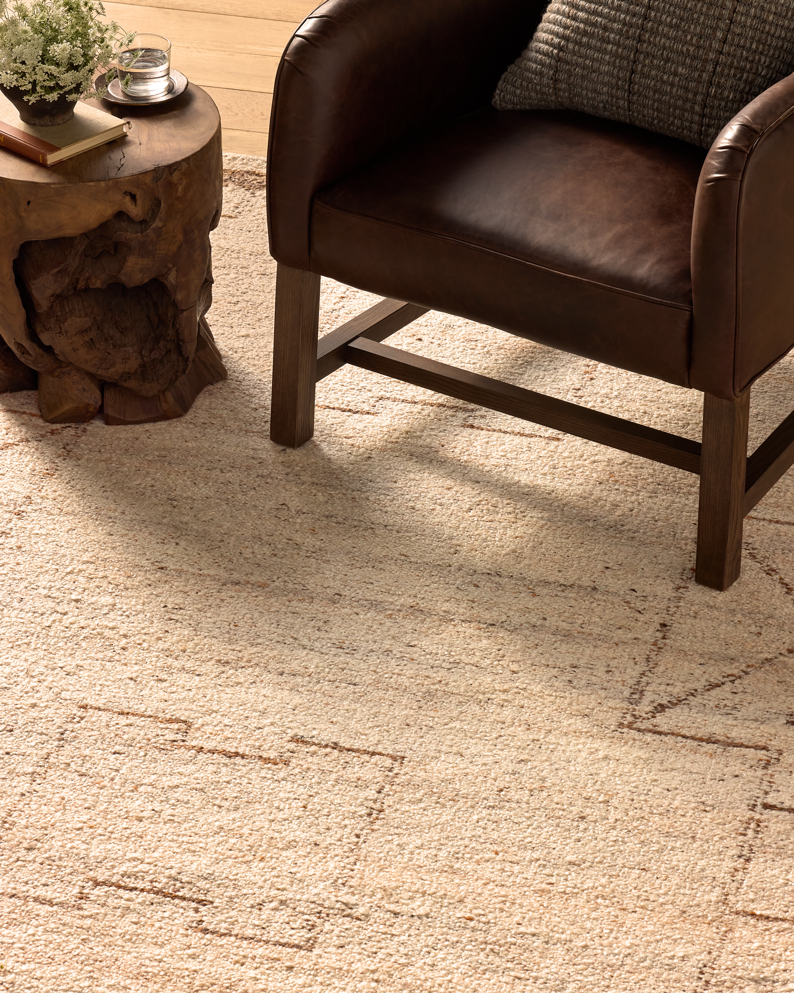 Cool_Light_Holmby_Rug_Ivory_Ba