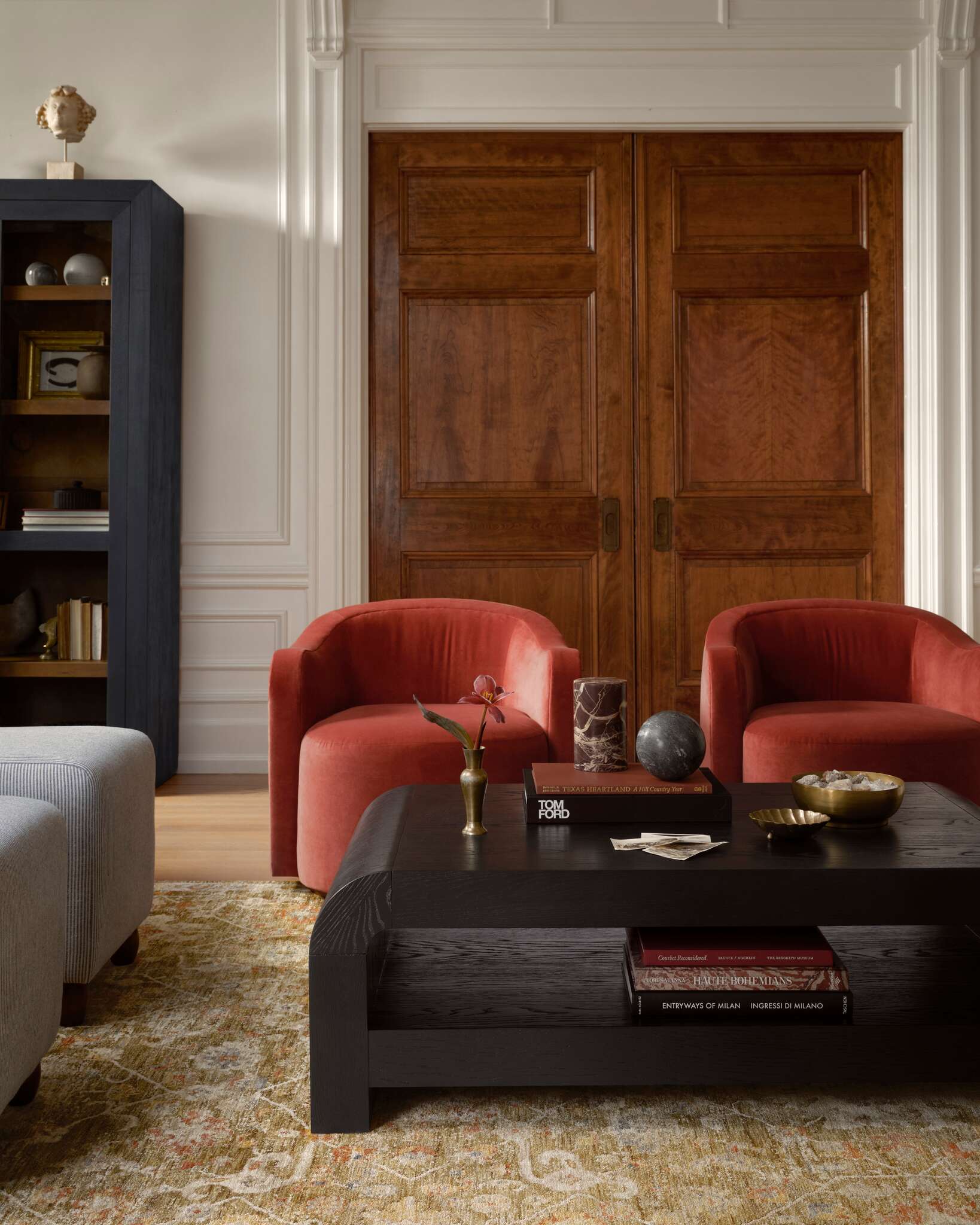 SLOWブラック66000円新品beamsf comoliオーラリーLVC Pierre Coffee Table | Joon Loloi